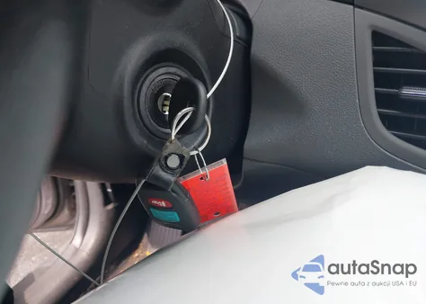 2013 Hyundai Elantra Limited из США, поврежденный, VIN 5NPDH4AE1DH273744